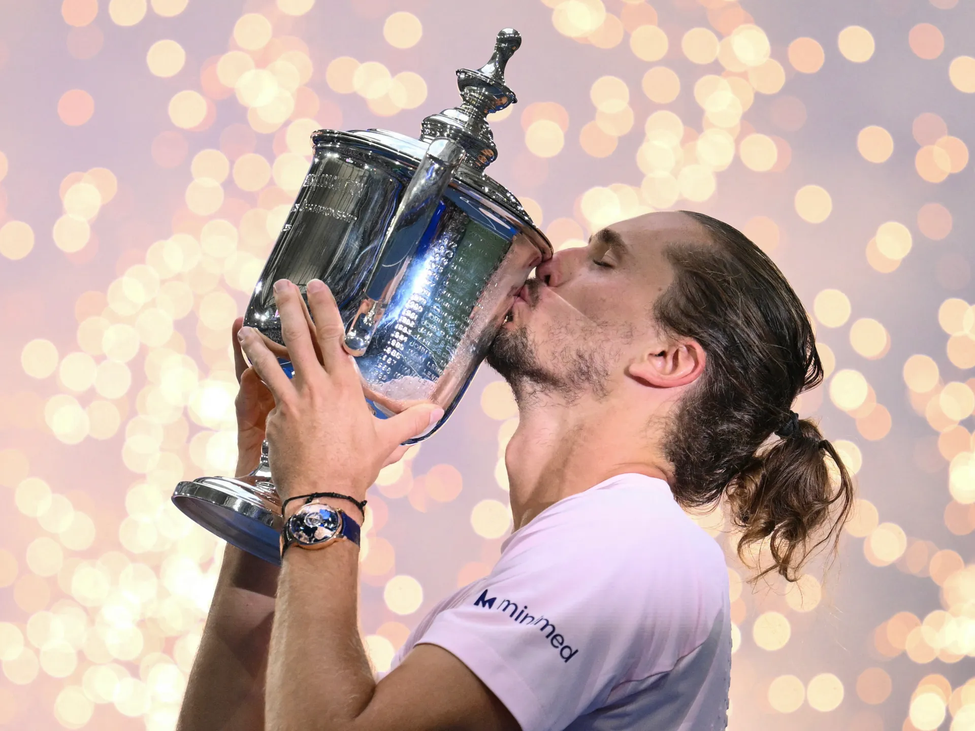 Зверев обыграл Шелтона в четырех сетах и завоевал свой первый титул на US Open