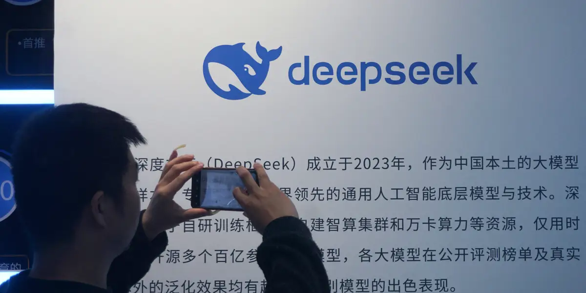 Вирусный пост инженера DeepSeek о талантах, власти и человечности проливает свет на работу в ведущих китайских лабораториях ИИ