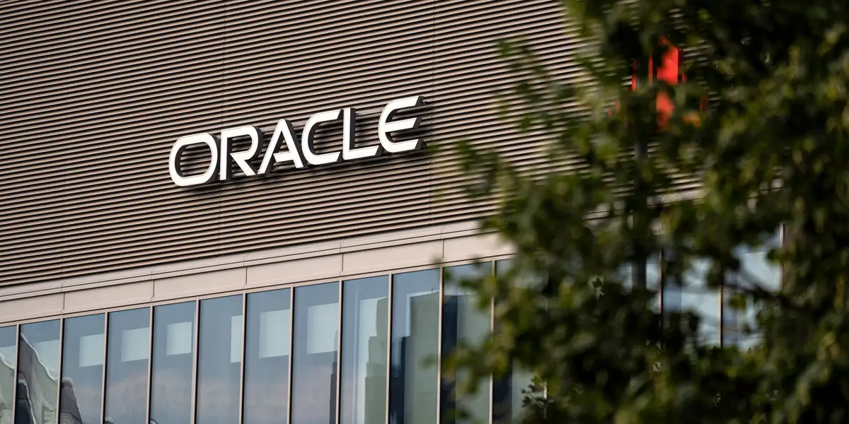 Oracle сохраняет прогноз капитальных затрат и отчитывается о росте облачного бизнеса, акции выросли на 7%