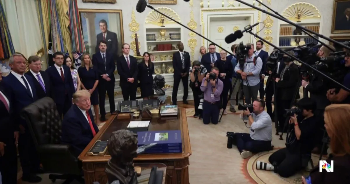 Трамп запретил CNN, Politico и MS NOW доступ в Белый дом