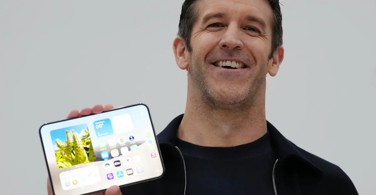 Apple высказалась о подражателях iPhone Duo