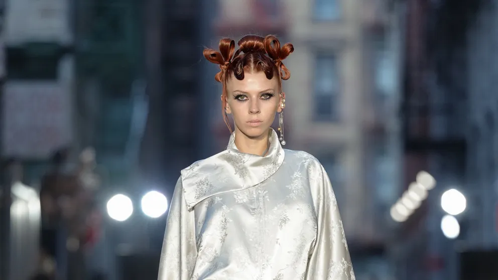 Коллекция Kim Shui Весна 2027 Ready-to-Wear | Vogue
