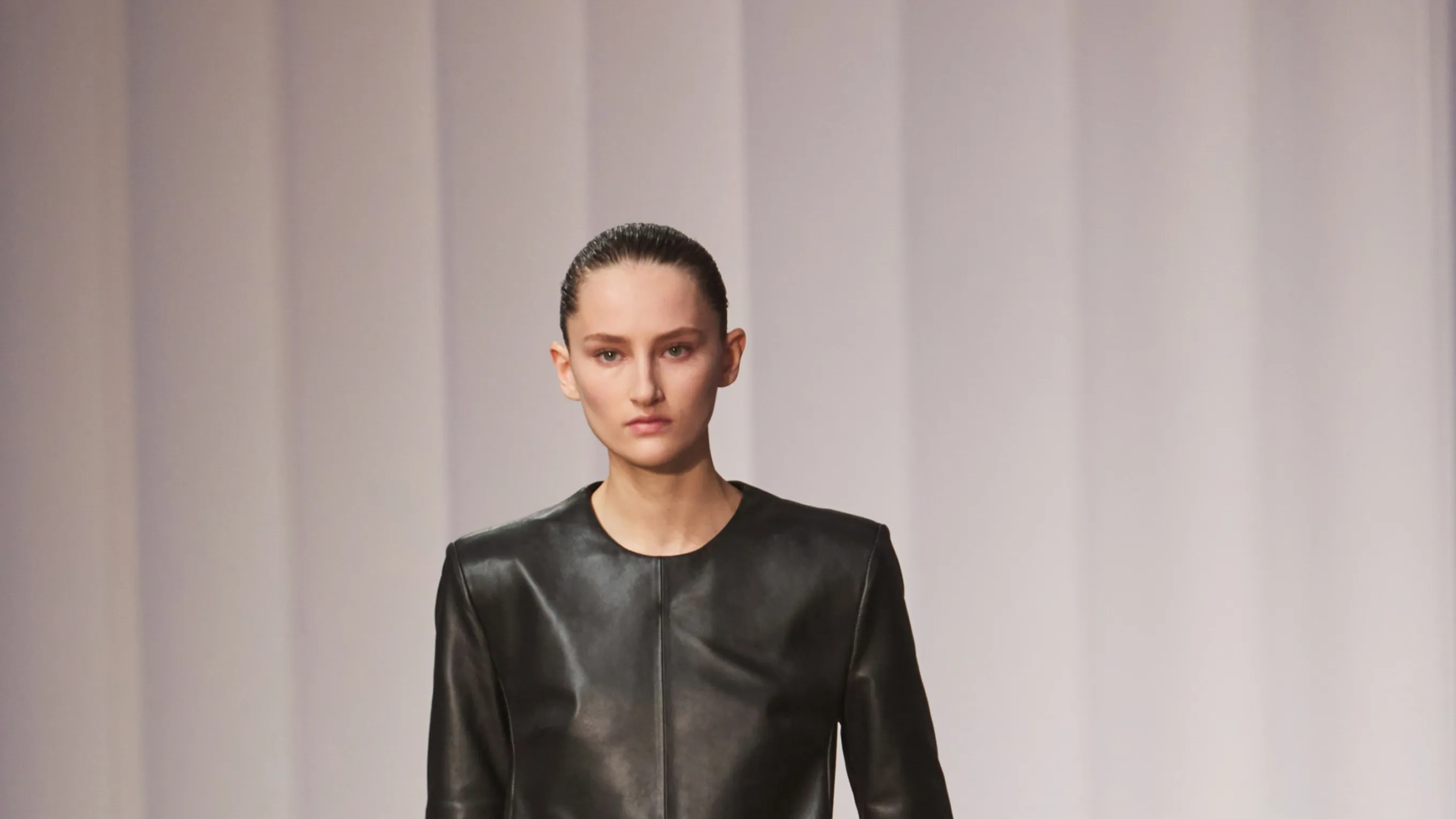 Коллекция Simkhai Весна 2027 Ready-to-Wear